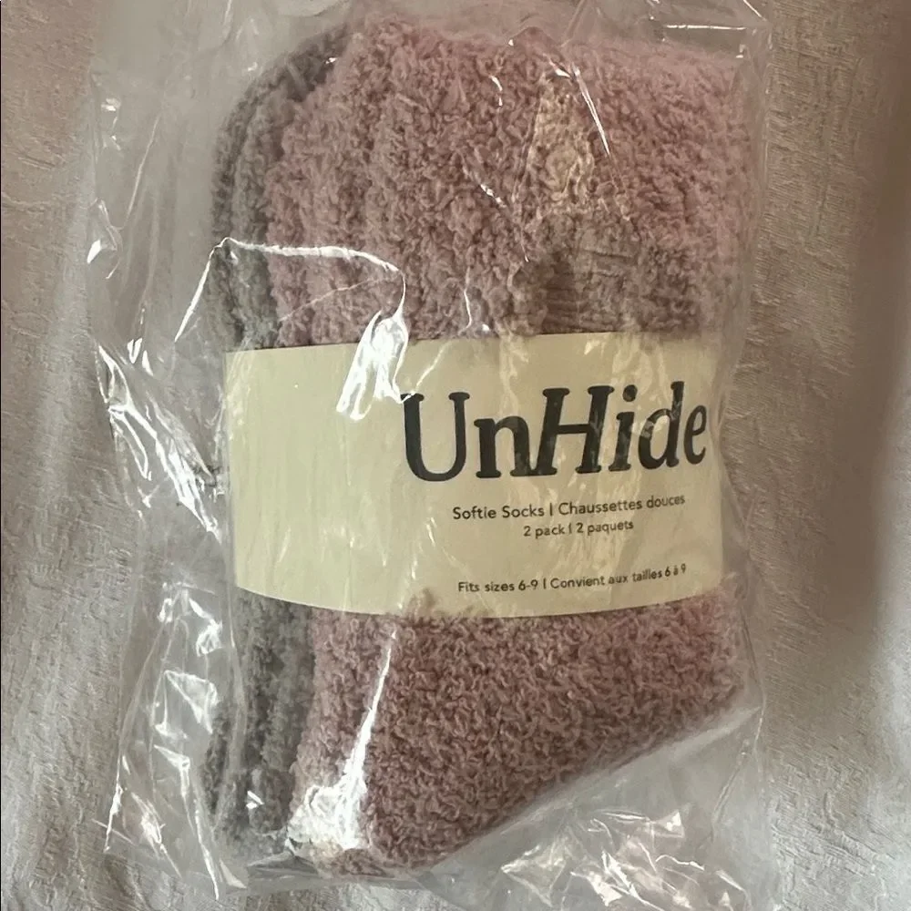 Socks UnHide Softie Pink and Gray Size 6-9 Set of 2